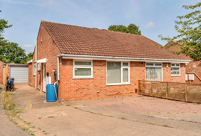2 Bedroom Bungalow For Sale In Ferndale Avenue, Longwell Green, Bristol, BS30