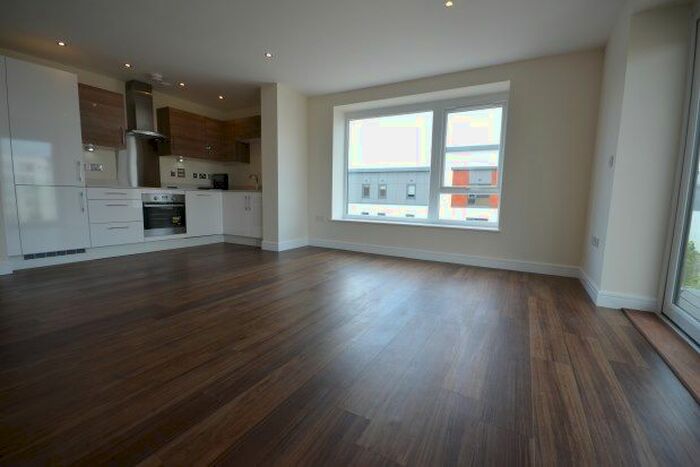 2 Bedroom Flat To Rent In The Boardwalk, Gillingham, ME7