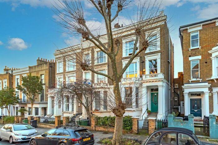 3 Bedroom Property To Rent In Lady Margaret Road, London, NW5