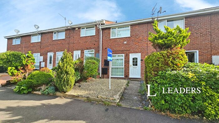 2 Bedroom Terraced House For Sale In Bishops Avenue, Worcester, Worcestershire, WR3
