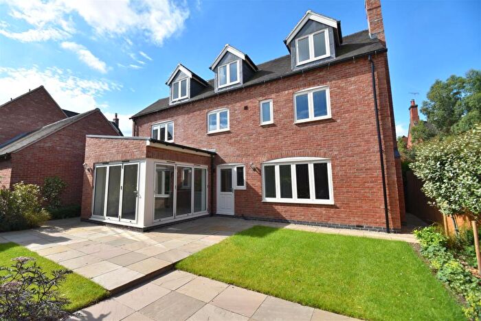 5 Bedroom Detached House For Sale In Mount Court, Melbourne, Derby, DE73