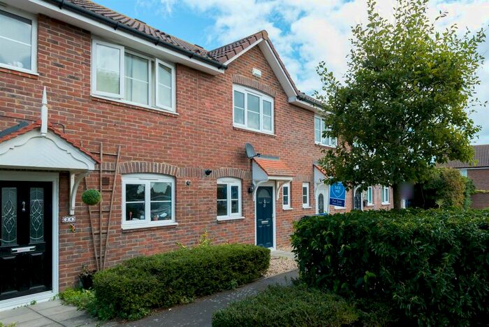 2 Bedroom Terraced House To Rent In Abbey Court, Westgate-On-Sea, CT8