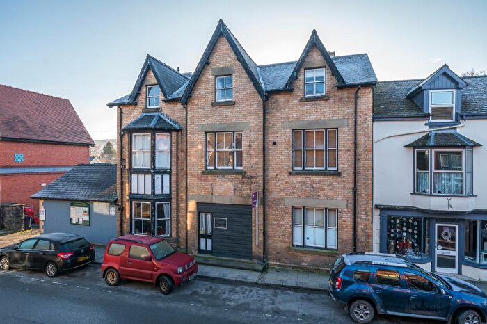 3 Bedroom Semi-Detached House For Sale In East Street, Rhayader, LD6