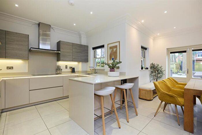 4 Bedroom Semi-Detached House To Rent In Queensbury Gardens, Ascot, SL5