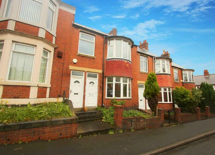 2 Bedroom Flat To Rent In Saltwell Street, Bensham, NE8