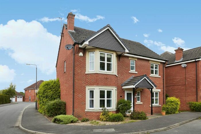 4 Bedroom Detached House To Rent In Osiers Close, Derby, DE22