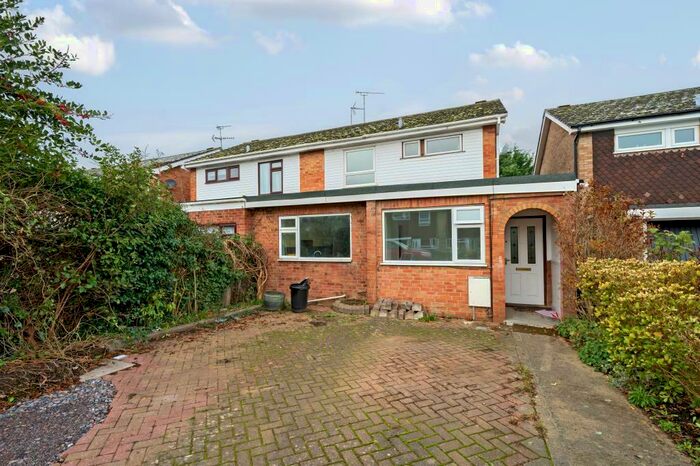 3 Bedroom Semi-Detached House To Rent In Southmoor, Oxfordshire, OX13