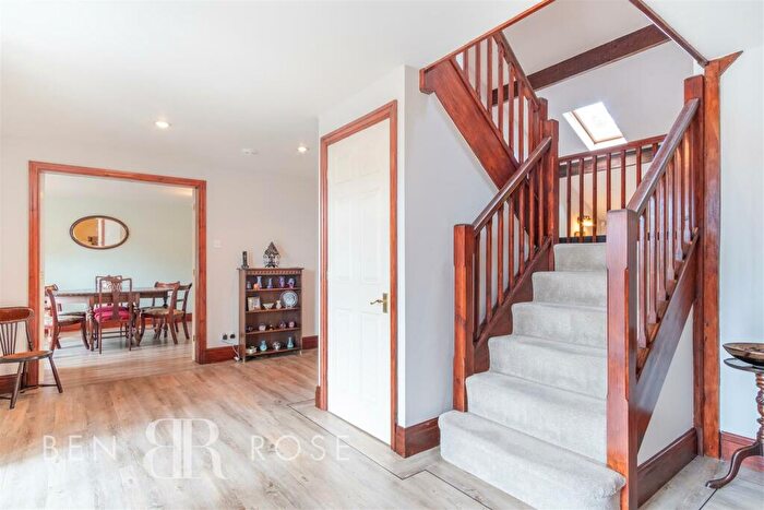 4 Bedroom Detached House For Sale In Ulnes Walton Lane, Leyland, PR26