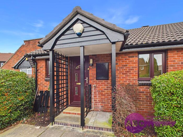 2 Bedroom Bungalow For Sale In Rectory Close, Birkenhead, CH42