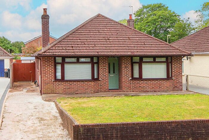 3 Bedroom Detached Bungalow For Sale In Water Lane, Totton, SO40