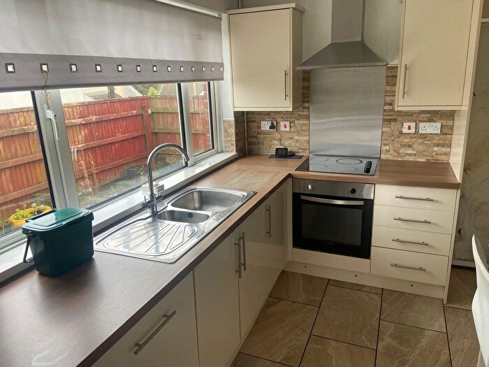 3 Bedroom Semi-Detached House To Rent In Roger Street, Swansea, SA5