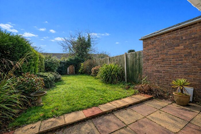 2 Bedroom Bungalow For Sale In Foxdown Close, Canterbury, CT2