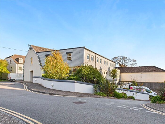 2 Bedroom Flat For Sale In Gonvena Hill, Wadebridge, Cornwall, PL27