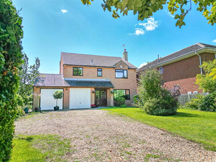 4 Bedroom Detached House For Sale In Grantham Road, Great Gonerby, Grantham, Lincolnshire, NG31