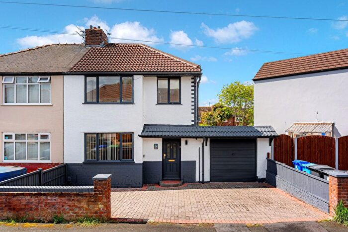 4 Bedroom Semi-Detached House For Sale In Nicholas Road, Widnes, WA8