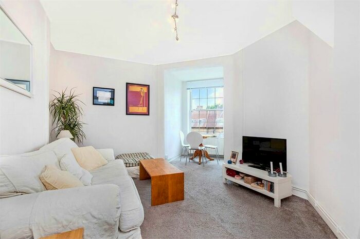 1 Bedroom Flat To Rent In Hankey Place, Medway House, London, SE1
