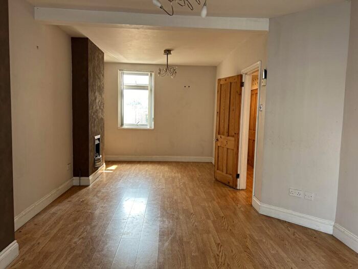 2 Bedroom House To Rent In Southview Road, Weymouth, DT4