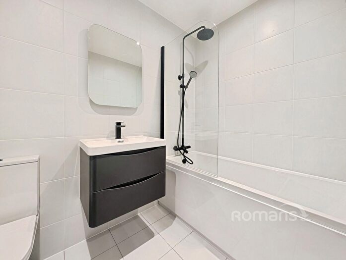 1 Bedroom Flat To Rent In Caversham Road, Reading, Berkshire, RG1