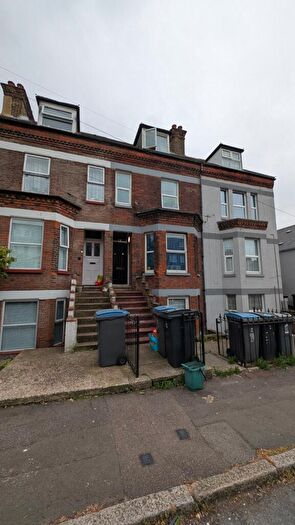 2 Bedroom Maisonette To Rent In Salisbury Road, Dover, Kent, CT16