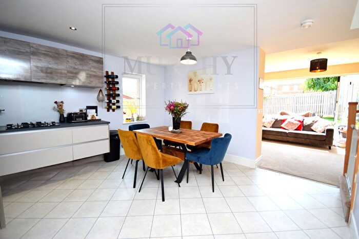4 Bedroom Detached House For Sale In Conqueror Way, Pontefract, WF8