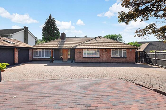 4 Bedroom House For Sale In Leaves Green Road, Keston, BR2
