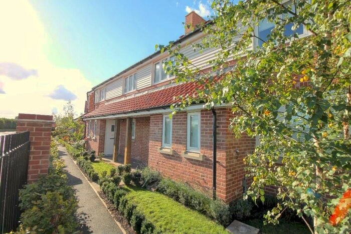 3 Bedroom Semi-Detached House To Rent In Pirnhow Street, Bungay, Suffolk, NR35