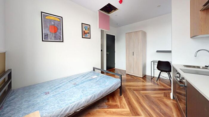 1 Bedroom Apartment To Rent In Apartment (Studio ), Thurloe Street, Park Hall, M14