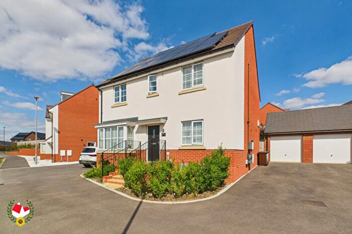 4 Bedroom Detached House For Sale In Badger Close, Brockworth, GL3
