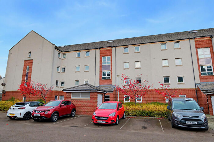 2 Bedroom Flat For Sale In Fraser Road, The City Centre, Aberdeen, AB25