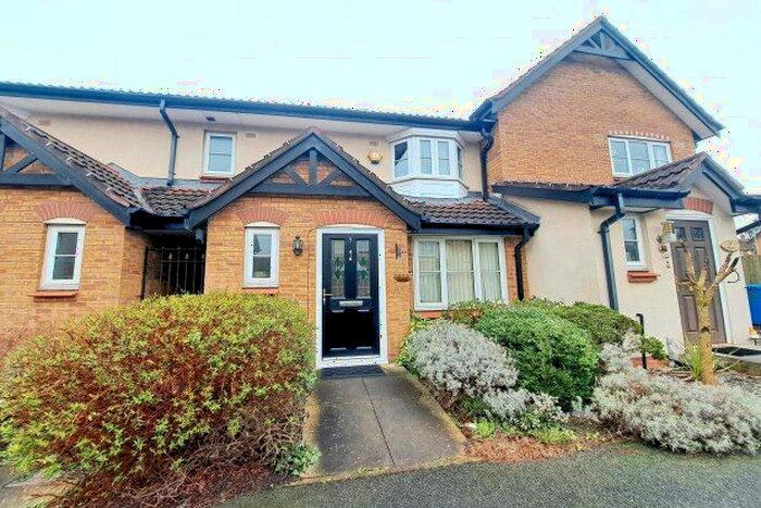 2 Bedroom Semi-Detached House To Rent In Beaford Road, Manchester, M22