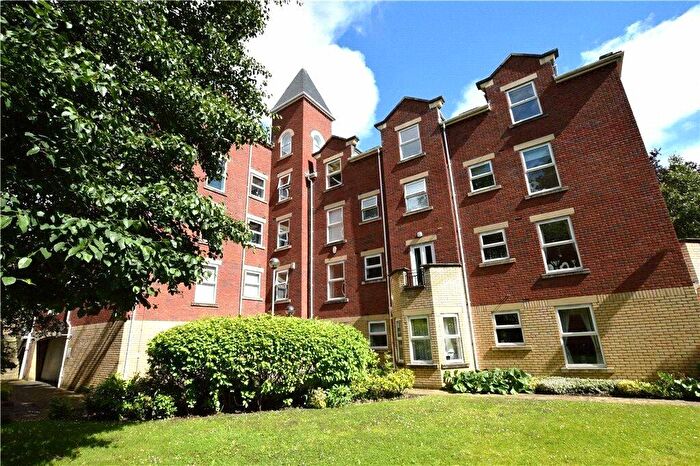 2 Bedroom Apartment To Rent In Gardenhurst, Cardigan Road, Headingley, Leeds, LS6