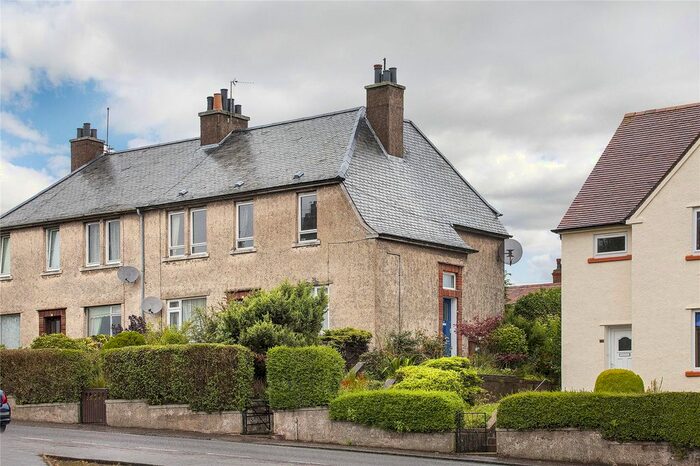 2 Bedroom Flat To Rent In Lamond Drive, St Andrews, Fife, KY16