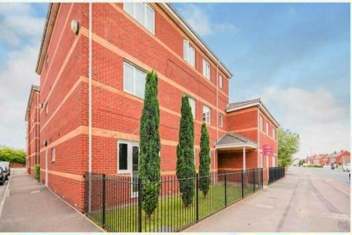 2 Bedroom Flat To Rent In Bristol Road, Gloucester GL2