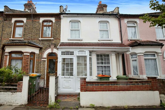 5 Bedroom Terraced House To Rent In Abbots Road, London, E6