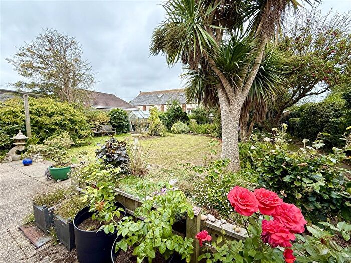 2 Bedroom Detached Bungalow For Sale In Lighthouse Lane, Happisburgh, NR12