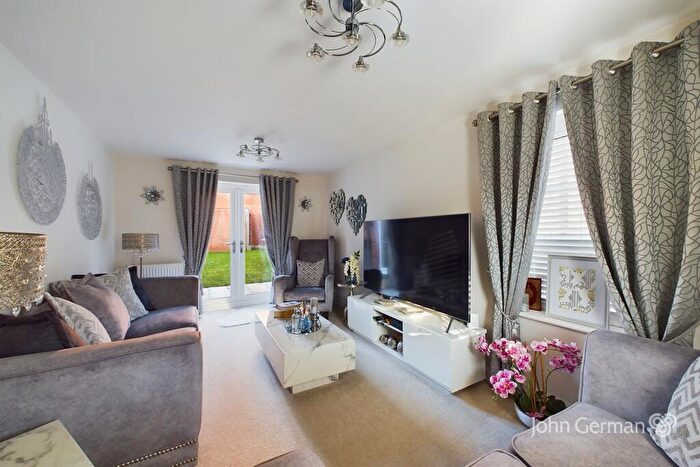 4 Bedroom Detached House For Sale In Penrith Drive, Littleover, DE23