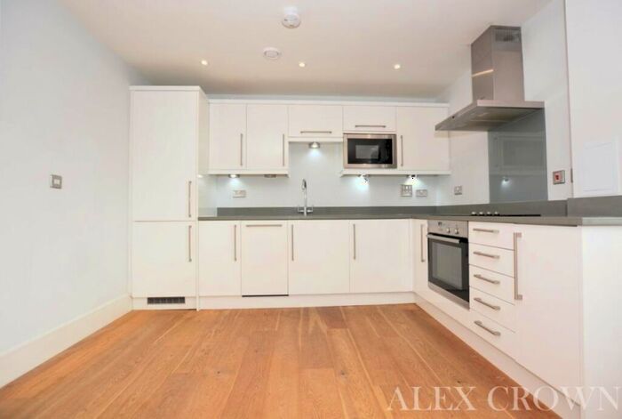 2 Bedroom Apartment To Rent In Argo House, Kilburn Park Road, Maida Vale, NW6