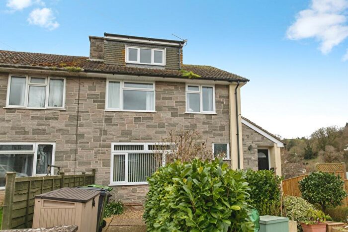 4 Bedroom Detached House For Sale In Hawkesdown Close, Axmouth, Seaton, EX12