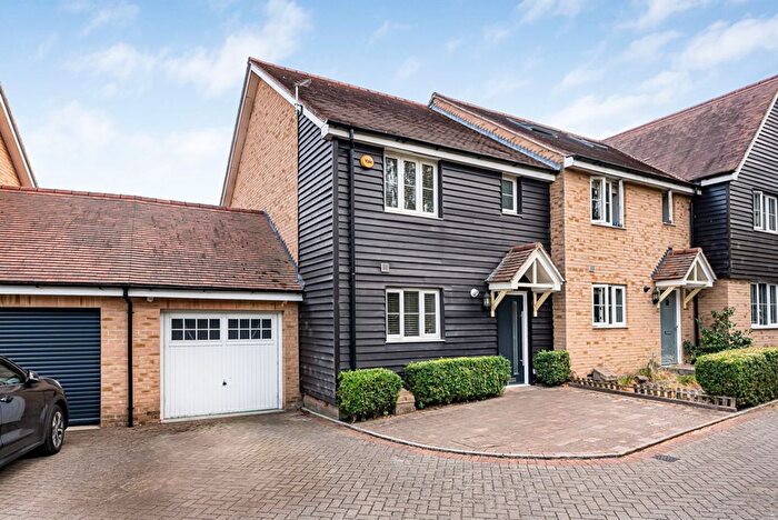 3 Bedroom Terraced House For Sale In Buckwells Field, Hertford, SG14