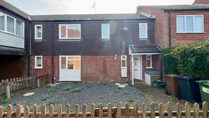 3 Bedroom Terraced House For Sale In Kemp Place, Bushey, WD23