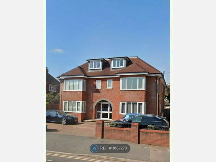 2 Bedroom Flat To Rent In Aldershot Road, Guildford, GU2