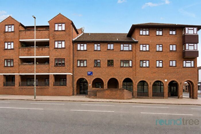 1 Bedroom Flat For Sale In Ferrydale Lodge, Church Road, NW4