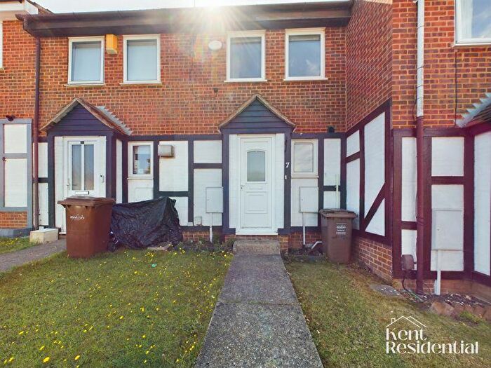 2 Bedroom Terraced House To Rent In Heritage Road, Chatham, ME5