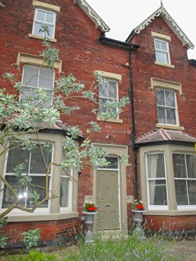 Terraced House To Rent In Cecil Street, Lytham St Annes, FY8