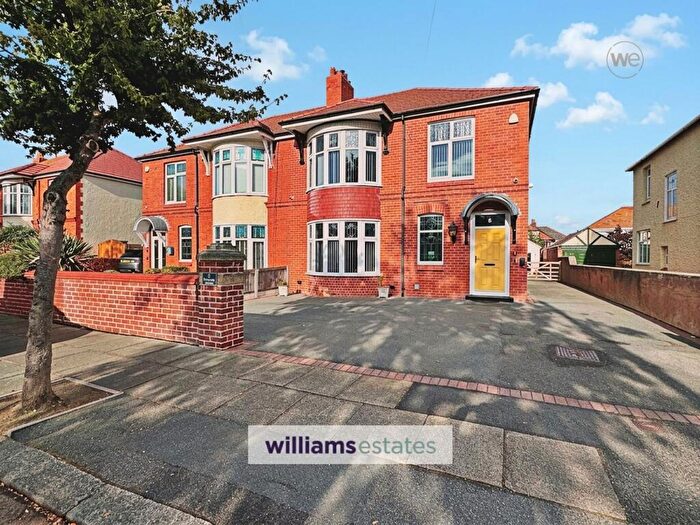 4 Bedroom Semi-Detached House For Sale In Bryntirion Avenue, Rhyl, LL18