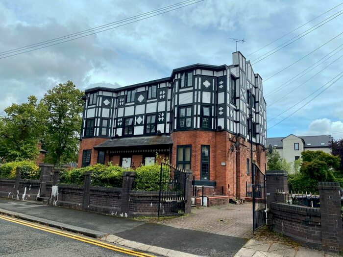 2 Bedroom Apartment For Sale In Abbey Lodge, Abbey Grove, Monton, M30