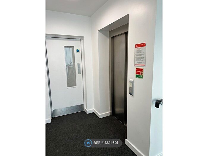 2 Bedroom Flat To Rent In Dunn Street, London, E8
