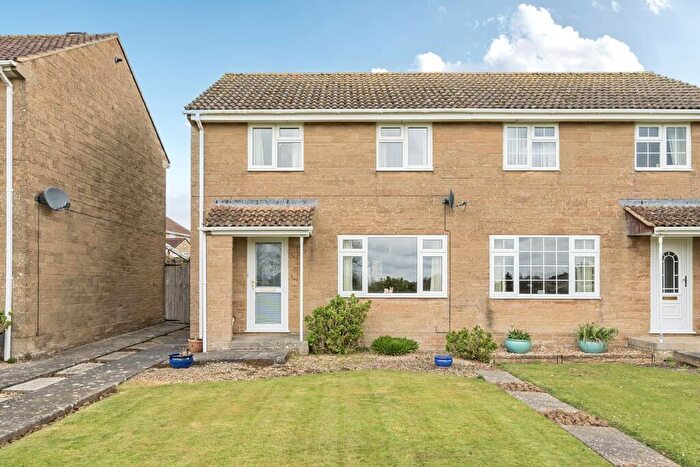 3 Bedroom Semi-Detached House For Sale In Woodforde Green, Castle Cary, BA7
