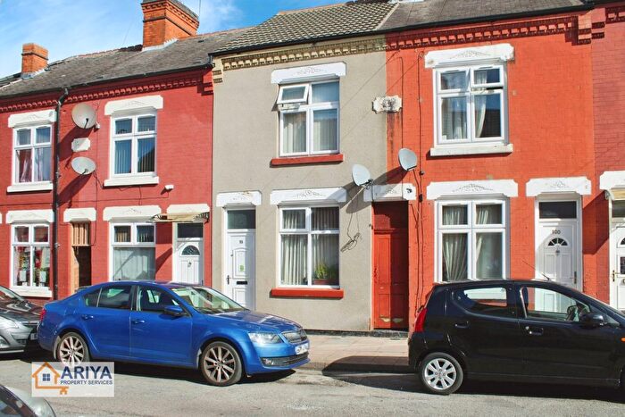 3 Bedroom Terraced House To Rent In Halkin Street, Belgrave, Leicester, LE4