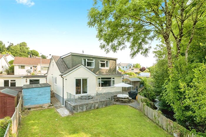 5 Bedroom Property For Sale In Stonepark Crescent, Ashburton, Newton Abbot, Devon, TQ13